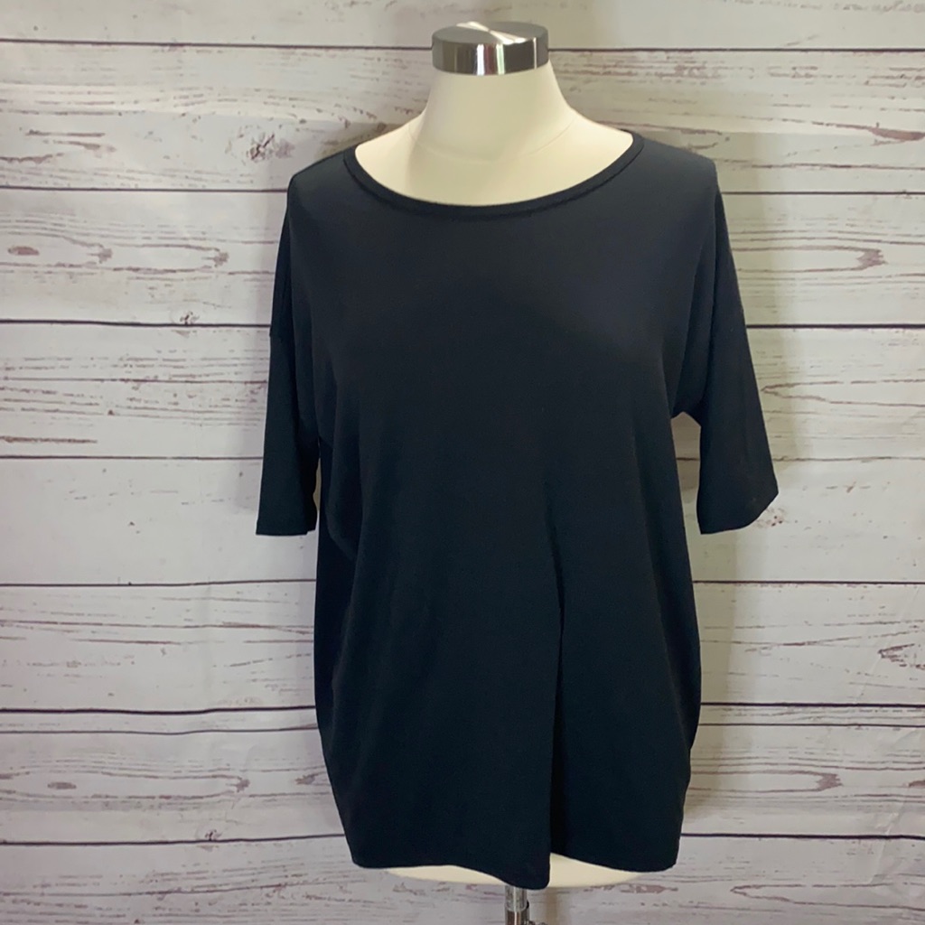 Lularoe Solid Black Irma